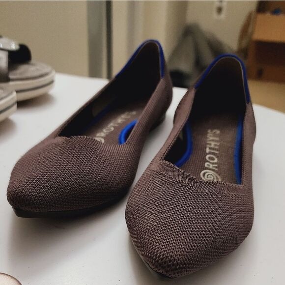 Rothy's   - Picture 4 of 8